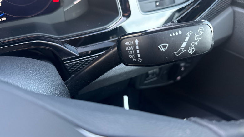 Volkswagen Polo 1.0 Life 5dr Petrol Hatchback